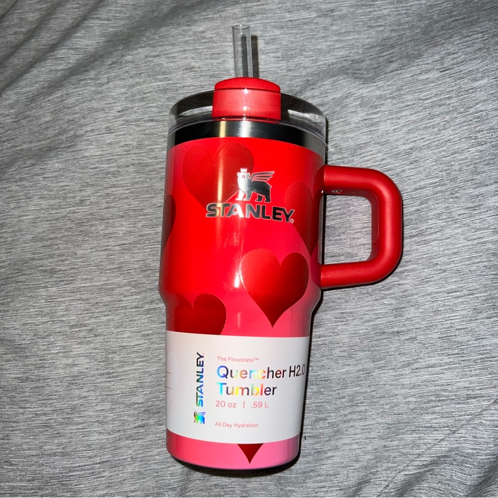 Stanley 20 oz Valentines Quencher